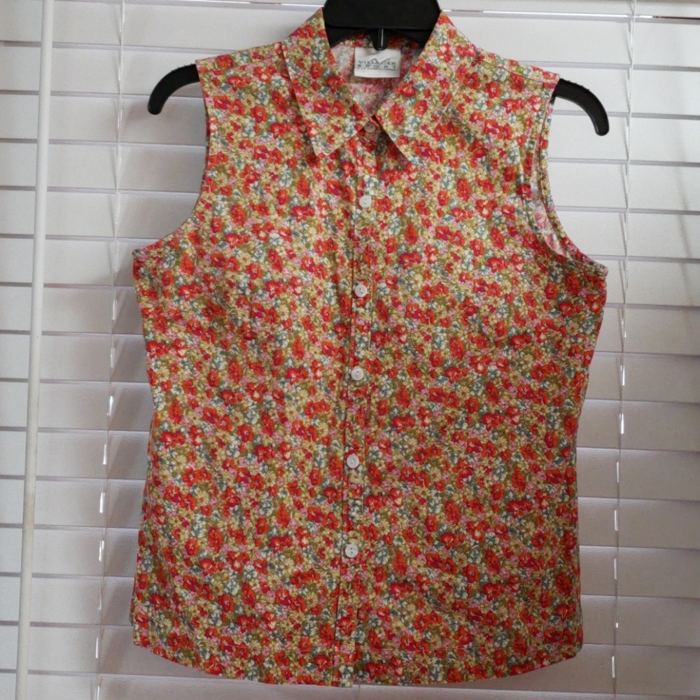 Villager Sport Liz Claiborne Top